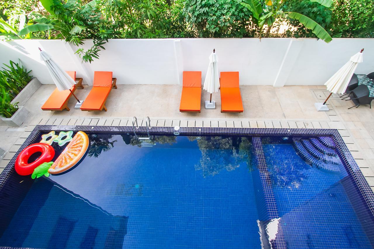 Sleep Pod Hostel Siem Reap Esterno foto